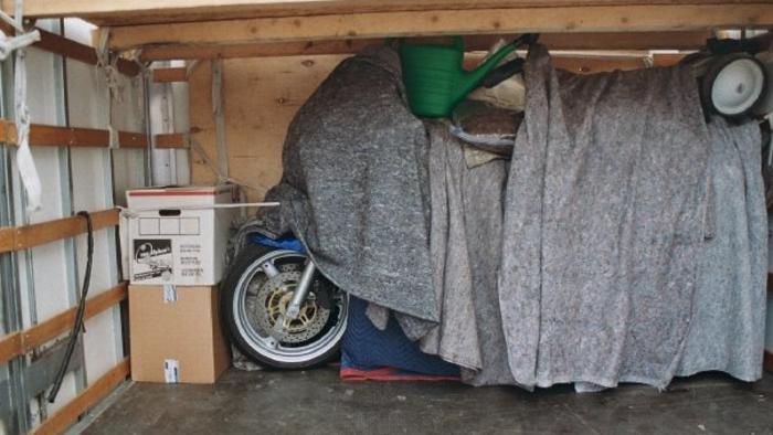 Motorbike and household goods collected in Holland 